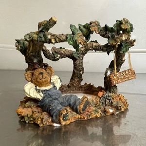 Boyd’s Bears Fall Tea light holder